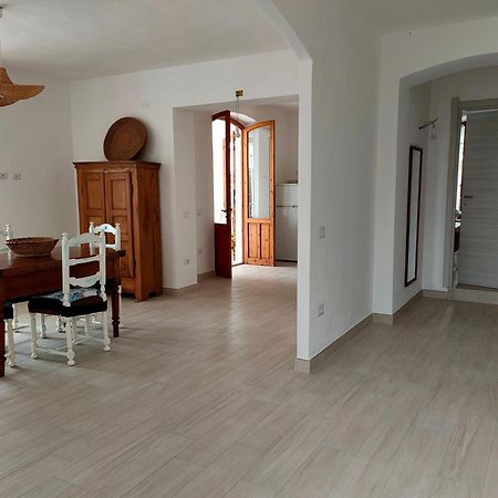 Gocce Di Mare Apartment Кала Гононе Екстериор снимка