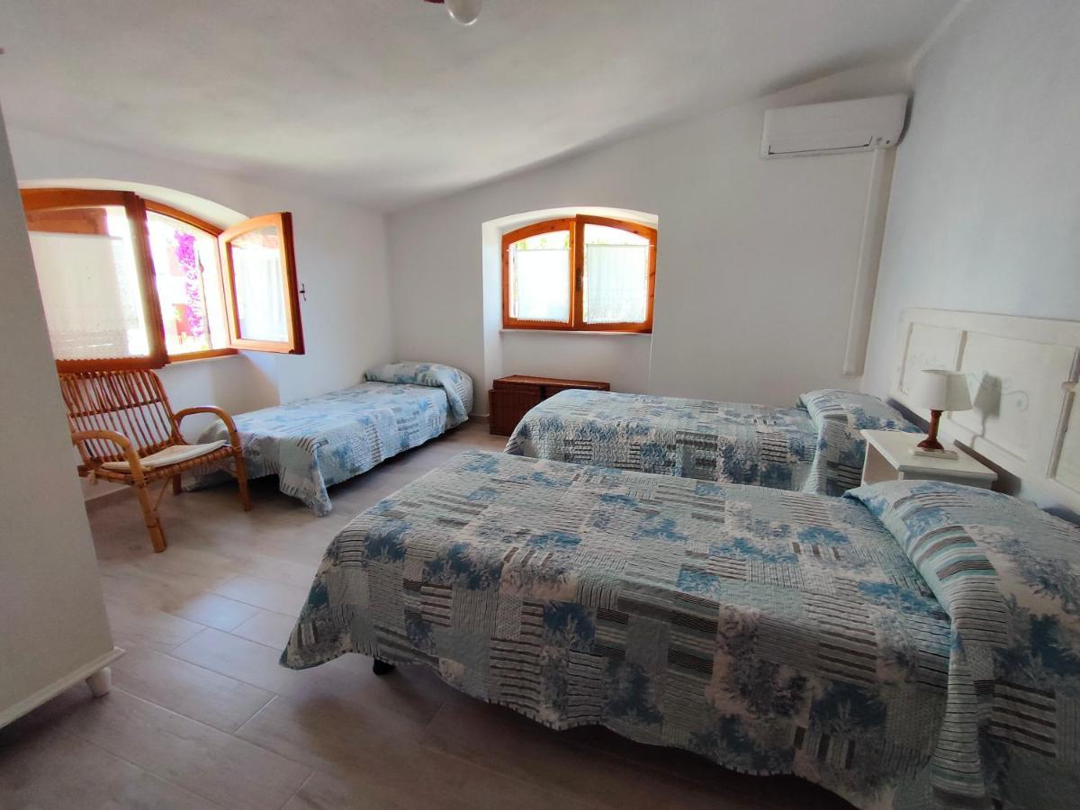 Gocce Di Mare Apartment Кала Гононе Екстериор снимка